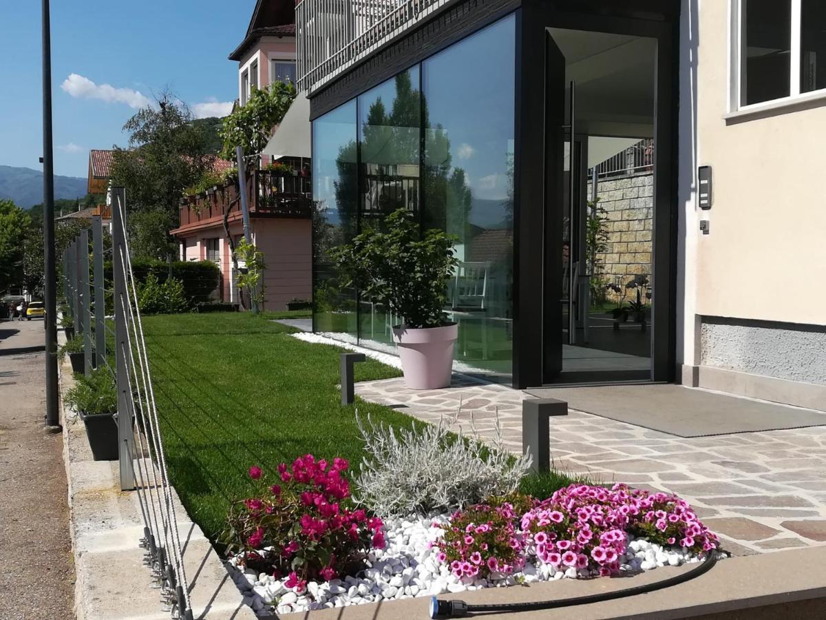 Bed And Breakfast Anna Isera Екстер'єр фото
