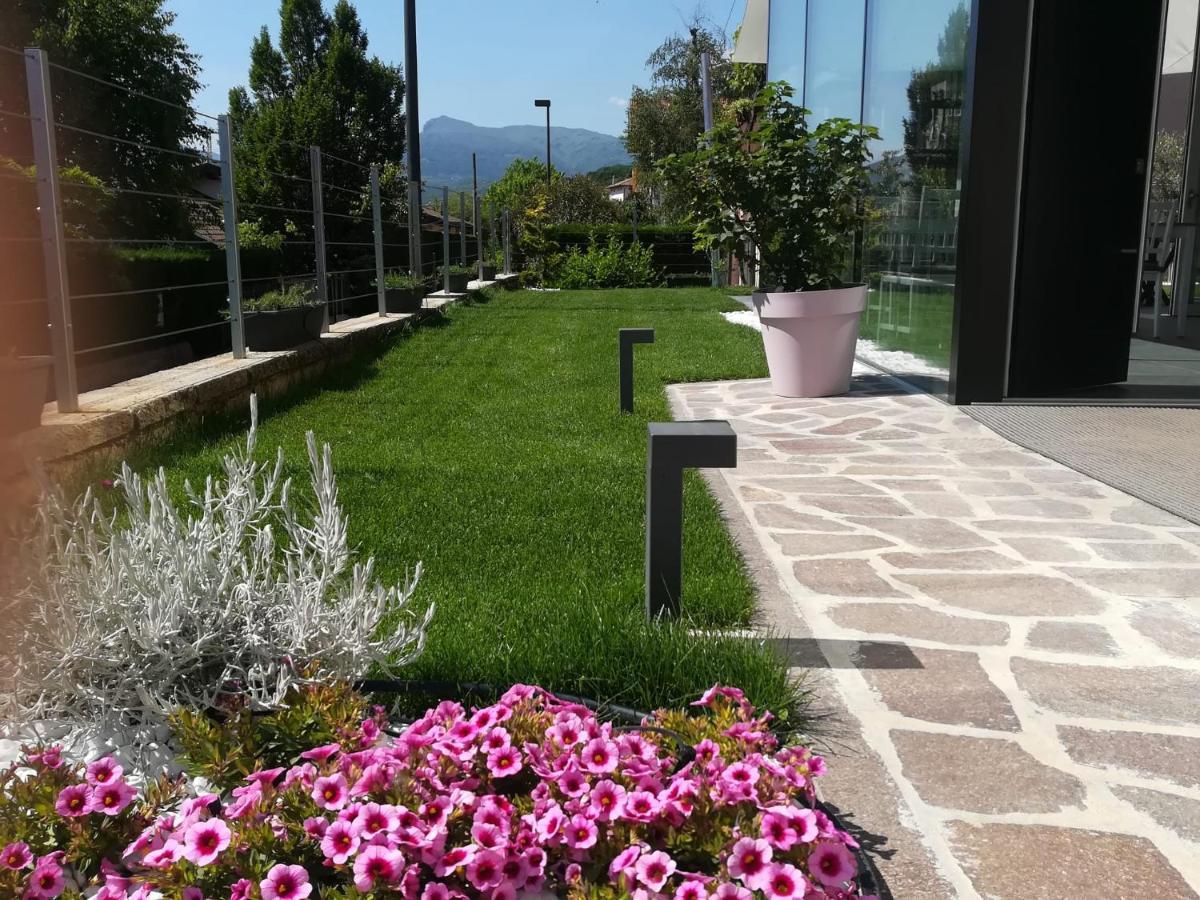 Bed And Breakfast Anna Isera Екстер'єр фото