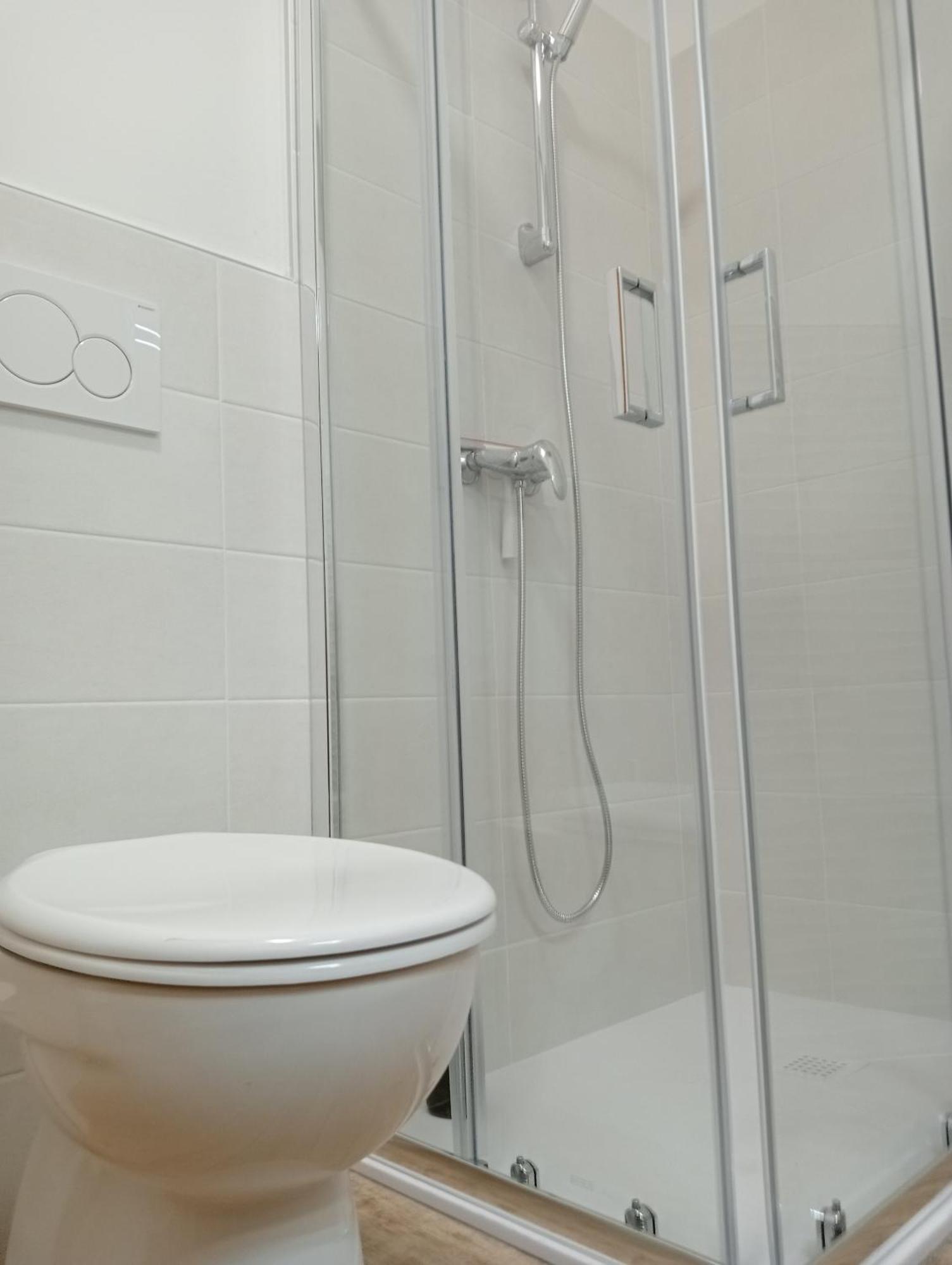 Bed And Breakfast Anna Isera Екстер'єр фото