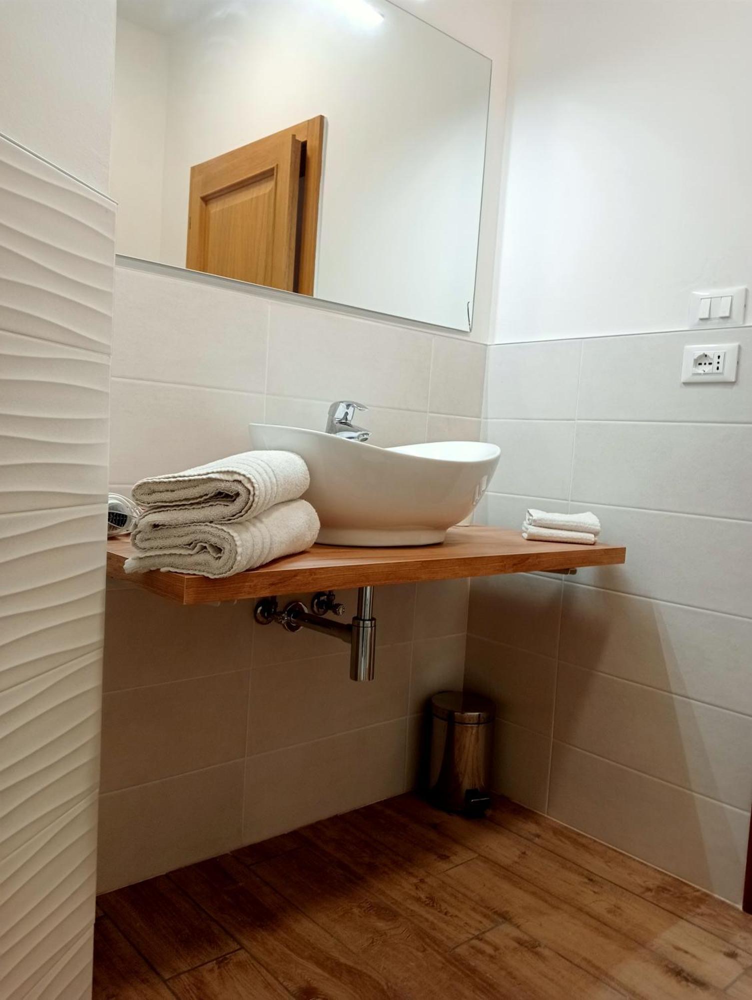 Bed And Breakfast Anna Isera Екстер'єр фото