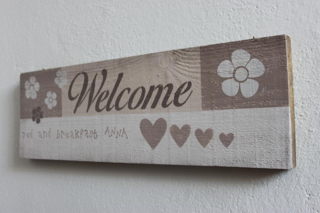 Bed And Breakfast Anna Isera Екстер'єр фото